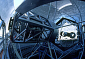 Primary mirror of the Keck II telescope,Hawaii