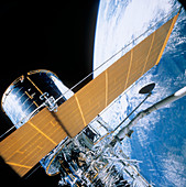 Deployment of Hubble Space Telescope from shuttle