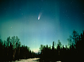 Optical image of Hale-Bopp comet & Aurora Borealis