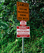 Sign warning of leptospirosis bacteria in water