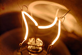 Light bulb filament