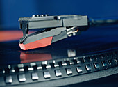 Magnetic pickup cartridge