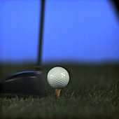 Golf tee shot