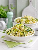 Pasta with courgettes and mint
