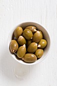Griechische Oliven mit Mandelfüllung