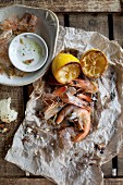 Prawns with lemons and dip