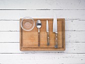 Kitchen utensils for making open sandwiches