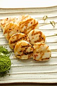 Grilled scallops with green tea
