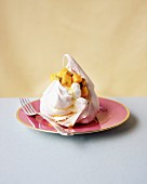 A meringue with exotic fruits