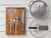 Kitchen utensils for making fish