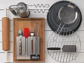 Kitchen utensils for making a tart