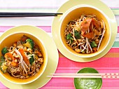 Vegetarian noodles with bean sprouts
