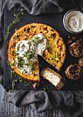 Savoury cheesecake with garlic and ricotta