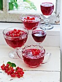 Red currant jam in glass bowls