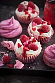 Pink meringue cupcakes for Valentine's Day