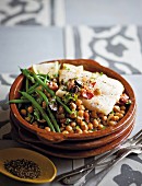 Biscay-style hake with chickpeas and green beans