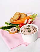 Ham mousse with vegetables and toasted bread