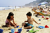 Chilean Children at the Beach