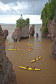 Kayaks at Hopewell Rocks
