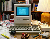 Macintosh Plus PC