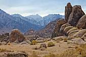 Sierra Mountains & Boulders