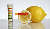 Universal indicator test on a lemon