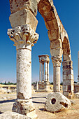 Lebanon: Roman style tetrapylon at Anjaar