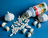 Garlic pills