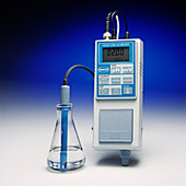 Digital pH meter