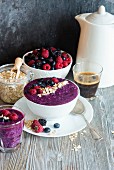 A healthy smoothie bowl with berries and oats