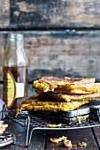 Grilled cheese sandwiches with chutney