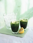 Green vegetable juice with lemon