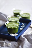 Green smoothies with barley