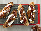 Baked fig bread with ricotta, roquefort and red wine