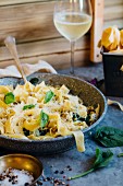 Tagliatelle with spinach, basil and grated cheese