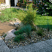 Terrasse mit Weg zum Haus