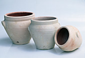 Pots of hardy light clay