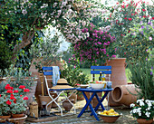 Terrace with Greek flair