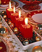 Unusual Advent wreath with red candles