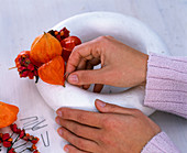 Lanterns and spindle wreath