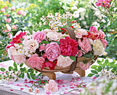 English garden basket with wild roses (white), bed roses