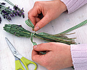 Lavender bottles with chequered ribbon (4/5)