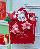 Red and white advent decoration