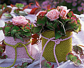 Herbststräuße aus Rosa (Rosen) und Hydrangea (Hortensien)