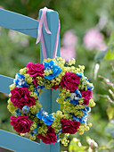 Small wreath of Rosa (roses), Alchemilla (lady's mantle), Delphinium