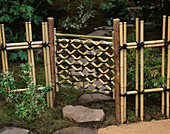 BAMBOO GATE IN THE DAILY TELEGRAPH REAL JAPANESE Garden, DESIGNED by MASAO FUKUHARA AND MASAHIRO YOSHIDA, CHELSEA