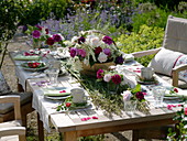Rose elderberry table decoration