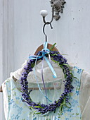 Lavender wreath to ward off moths (2/2)
