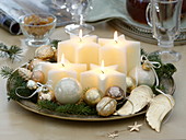 Fast Advent wreath with star candles, Abies branches