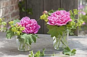 Small Paeonia and Alchemilla bouquets